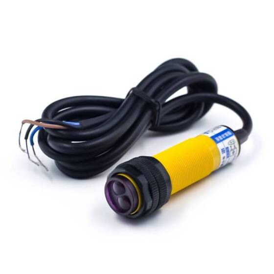 E18-D80NK 5V Adjustable Infrared Sensor Switch 3-80cm (The Sensor is About 70mm) - 2