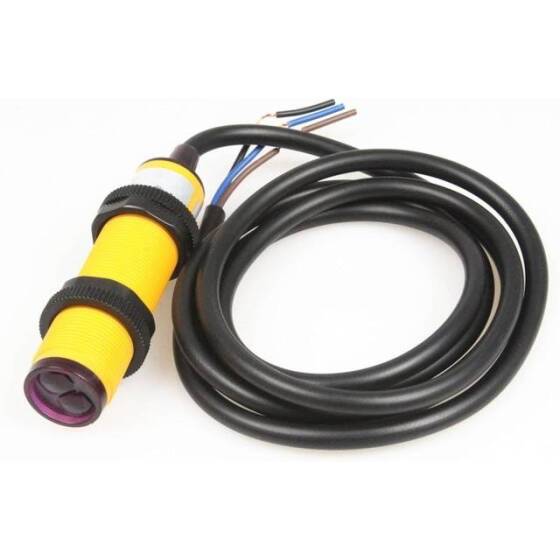 E3F-DS30P1 PNP Photoelectric Sensor Switch Detection Range 5-30cm - 1