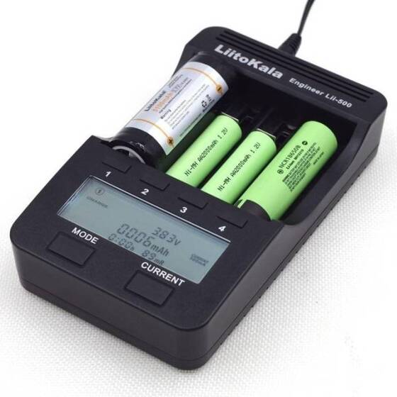 LiitoKala Lii-500 Çok Fonksiyonlu Şarj Cihazı 18650/18650/26650 Usb 5V Çıkış Geniş LCD Ekran Tam Set EU Fişli - 5