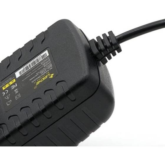 Yüksek Kaliteli Tam Amper 9V 2A Adaptör EU Fişli - 3
